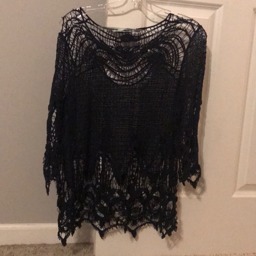 Maurice’s navy blue crochet top